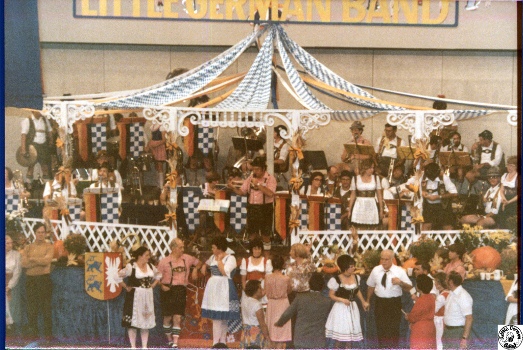 1978 10 07 04 LGB Oktoberfest.jpg